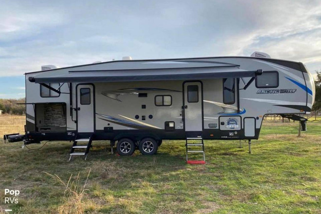 2019 Arctic Wolf 315TBH8