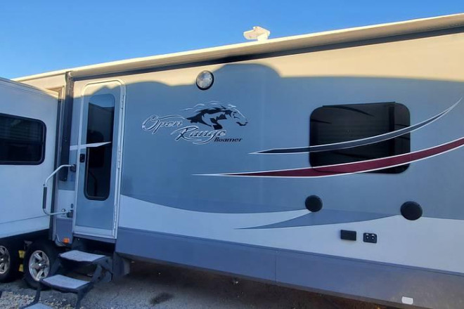 2016 Open Range Roamer 323RLS