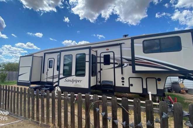 2018 Sandpiper 379FLOK