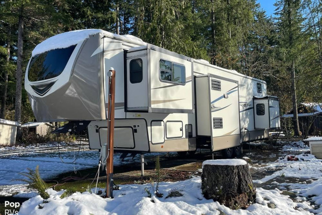 2021 Salem Hemisphere 378FL