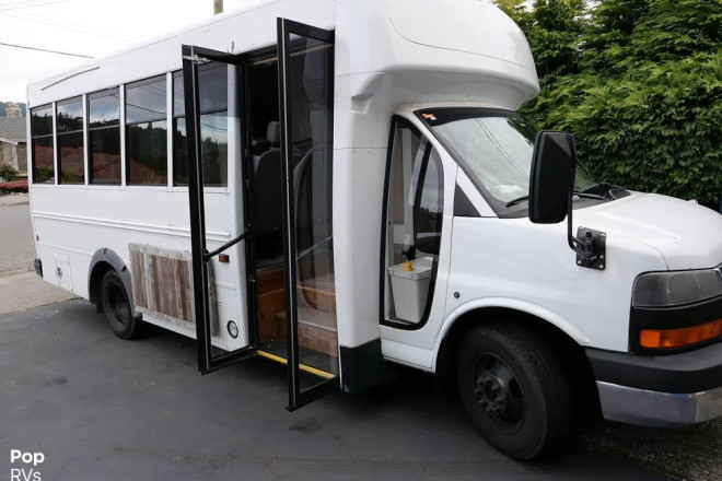 2008 Other 3500 Savana