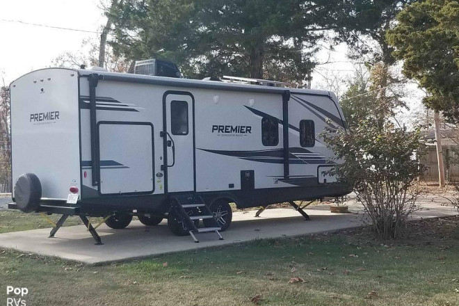 2022 Premier 23RB