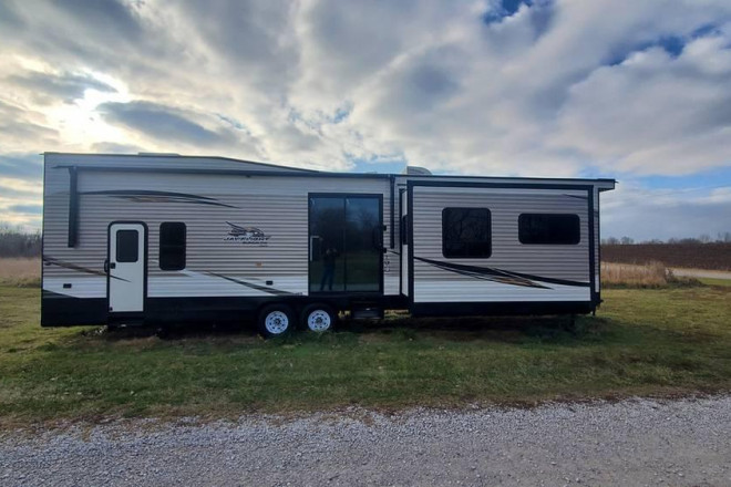 2020 Jay Flight Bungalow 40LOFT