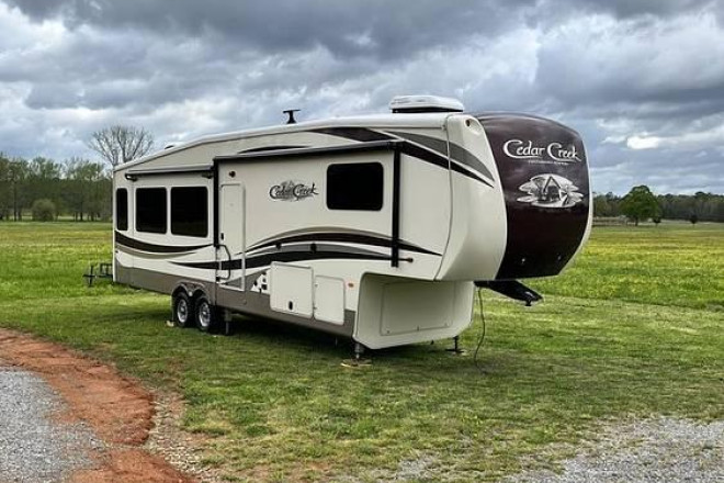 2018 Cedar Creek 34RL2 Hathaway