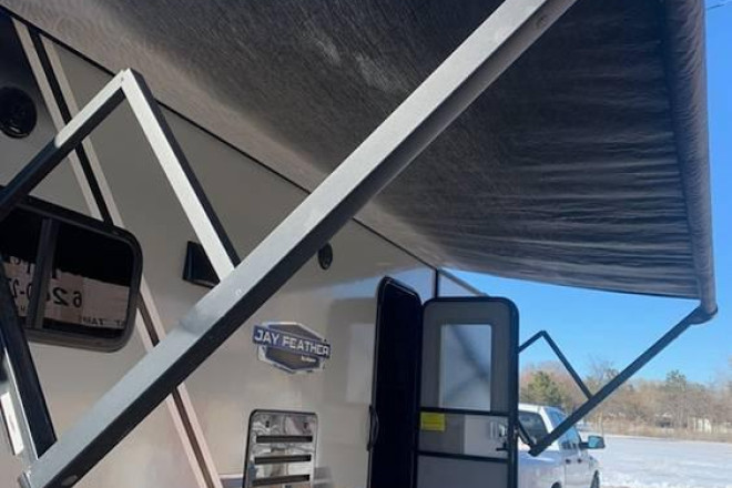 2018 Jay Feather 23RL