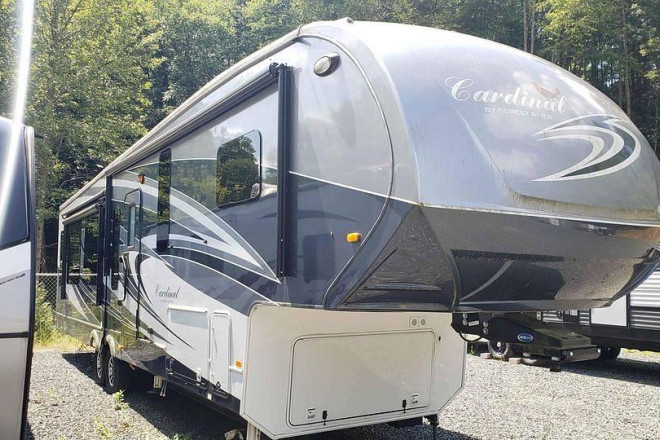 2017 Cardinal 3456RL