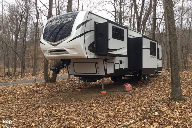 2022 Sprinter 3670FLS