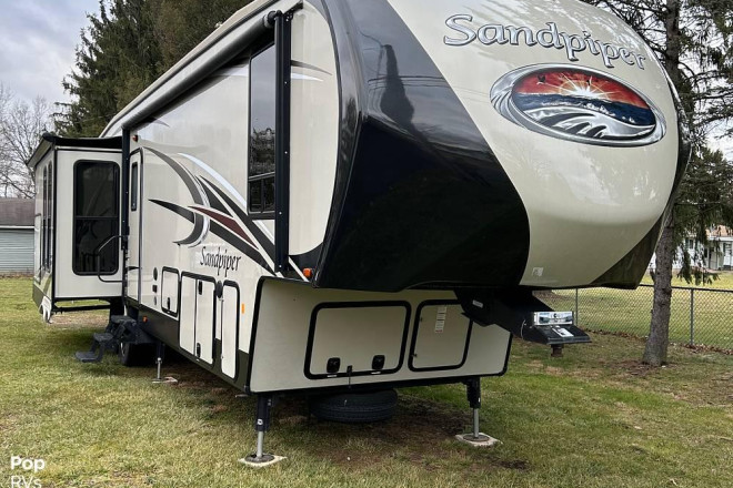 2016 Sandpiper 35ROK