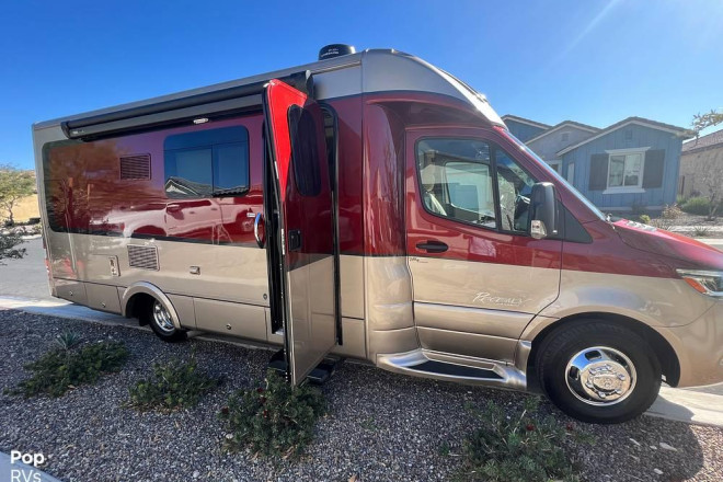 2021 Ultra Brougham 25MB