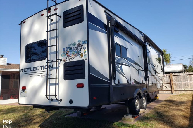 2021 Reflection 320 MKS