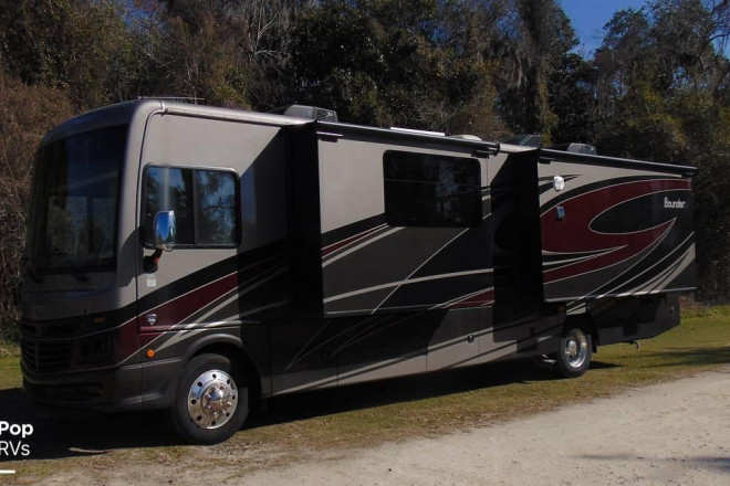2021 Bounder 35P