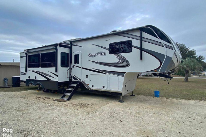 2022 Solitude 3740BH