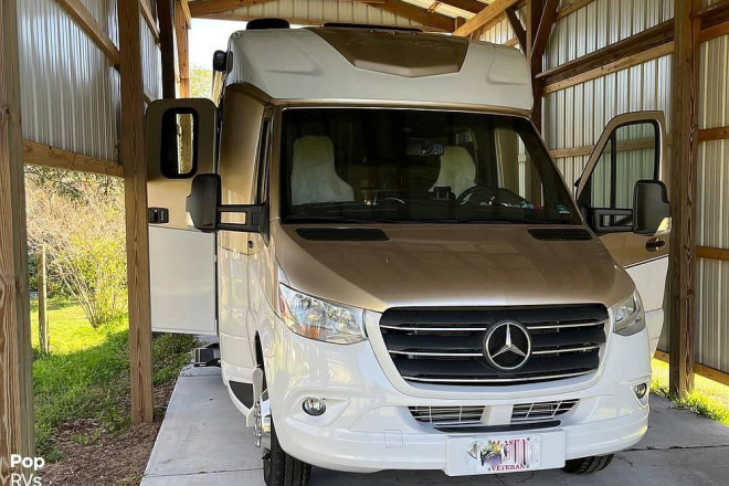 2020 Ultra Brougham 25TB