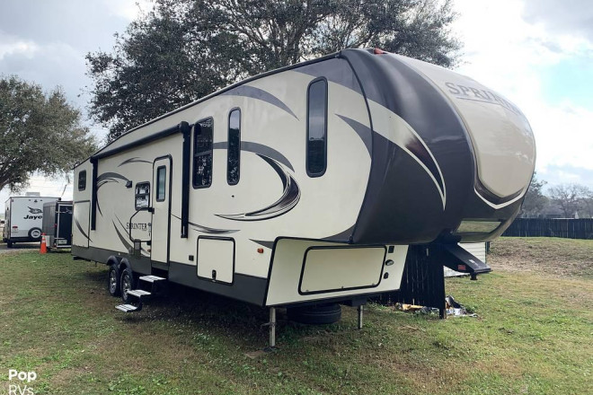 2018 Sprinter 326 FWBHS