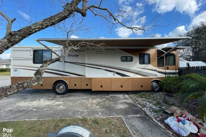 2004 Bounder Diesel 38N