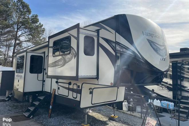 2020 Heritage Glen 378FL