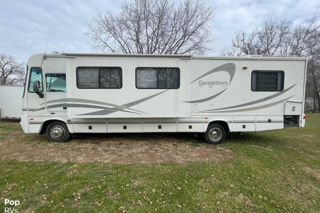 2003 Georgetown 346DS