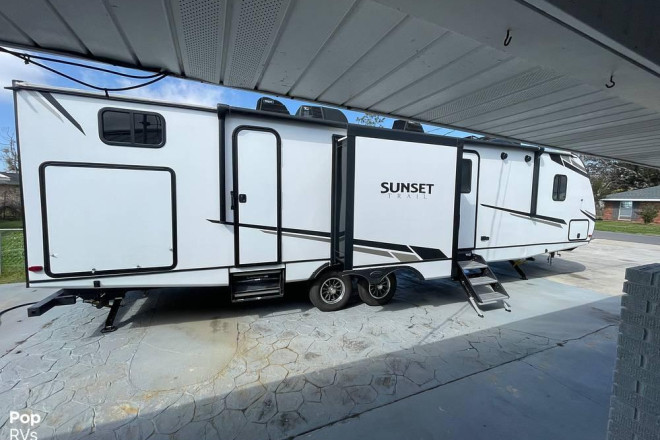 2022 Sunset Trail 331BH