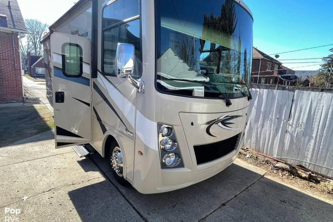 2021 Freedom Traveler 27A
