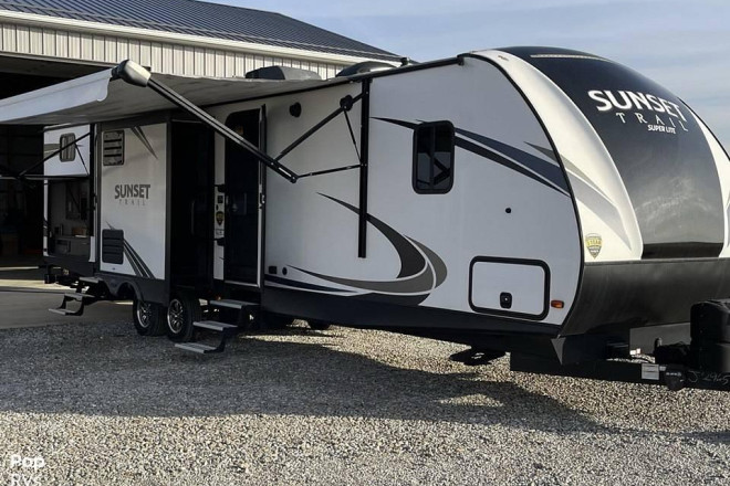 2018 Sunset Trail Super Lite 331BH