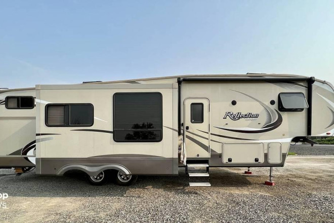 2015 Reflection 323BHS