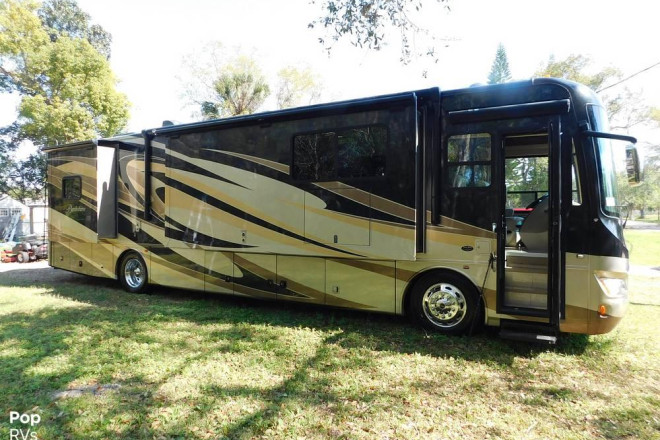 2014 Berkshire 390FL