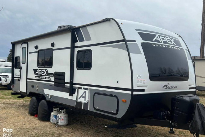 2022 Apex NANO Off-Grid 213RDS