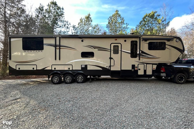 2017 Montana High Country 381TH