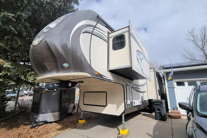 2014 Pinnacle 35LKTS