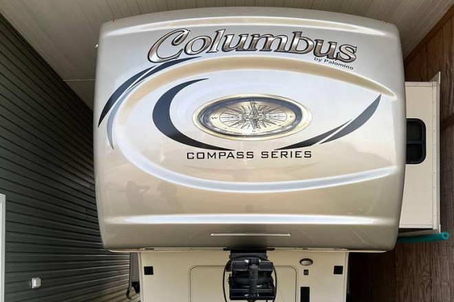 2019 Columbus Compass 340RKC