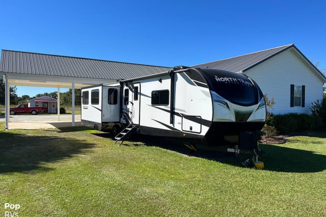 2022 North Trail 33RETS