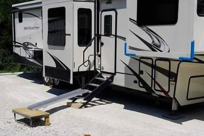 2019 Big Country 3902FL