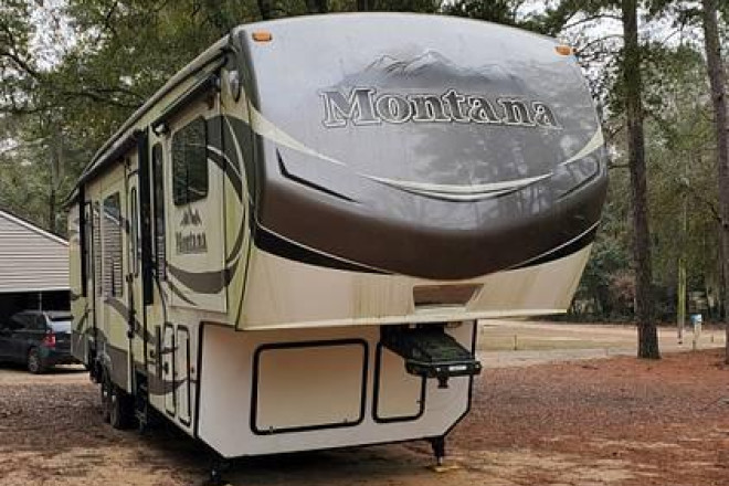 2015 Montana 3711