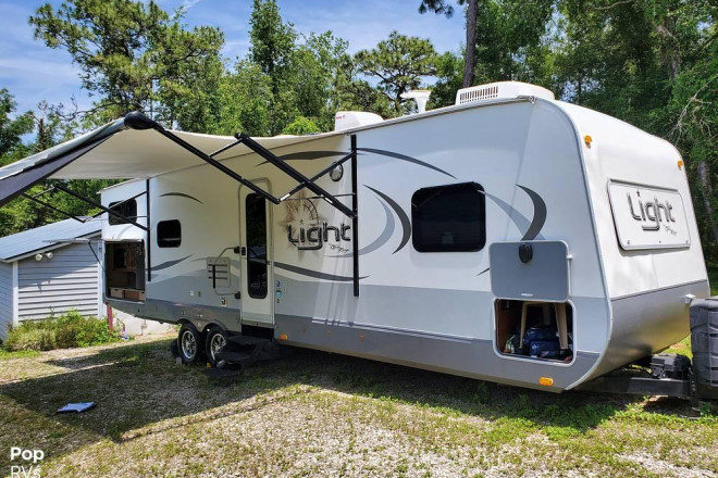 2014 Light LF305BHS