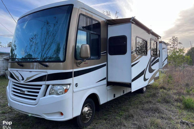 2014 Bay Star 3306 SPORT