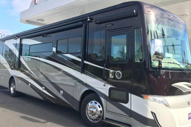 2020 Allegro Red 37pa