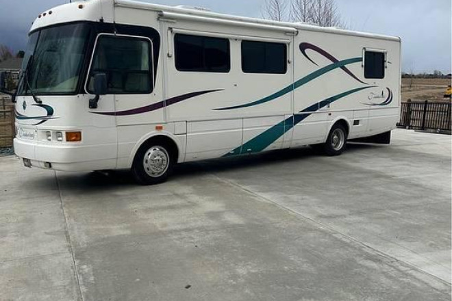 2000 Tradewinds 7372