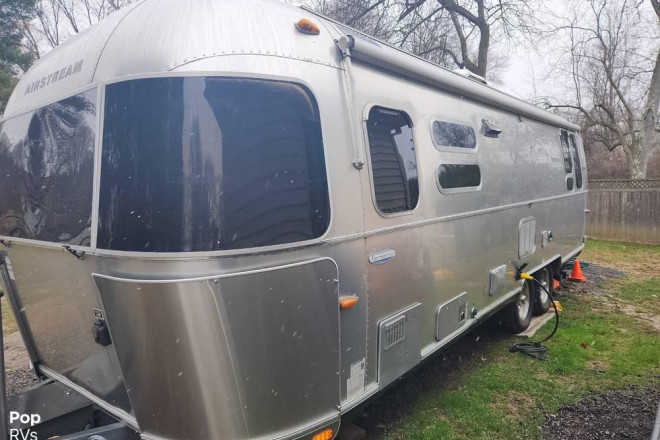 2012 International Serenity