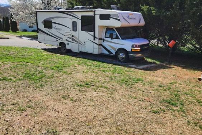 2018 Coachman Freelander 27QB