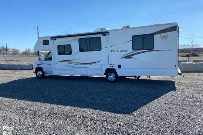 2015 Minnie Winnie 31-K