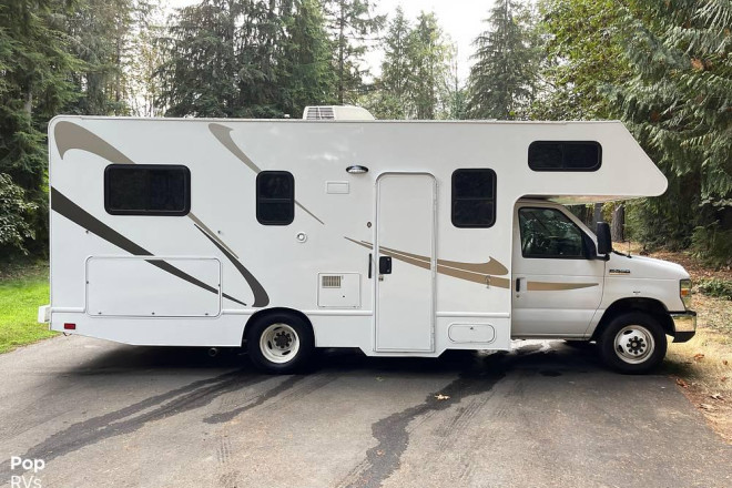 2015 Thor Majestic Series M-23A