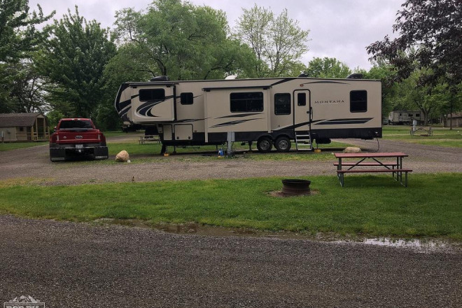 2019 Montana High Country 375FL