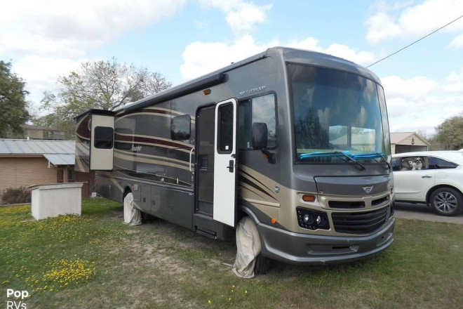 2016 Bounder 33C