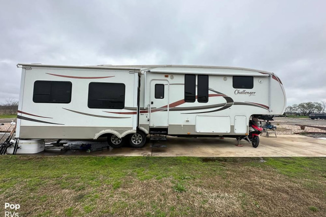 2010 Challenger 34SAQ