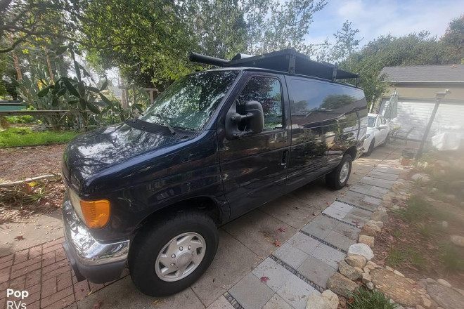 2003 Econoline E-350