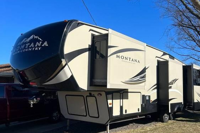 2018 Montana High Country 345RL