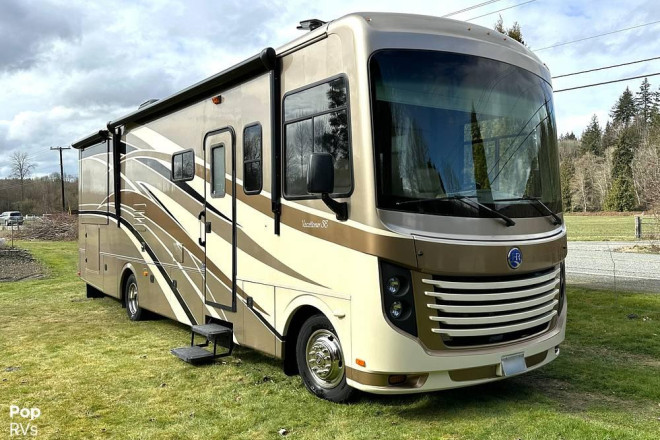 2014 Vacationer SE 32WBD