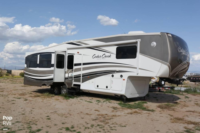 2012 Cedar Creek 36CKTS