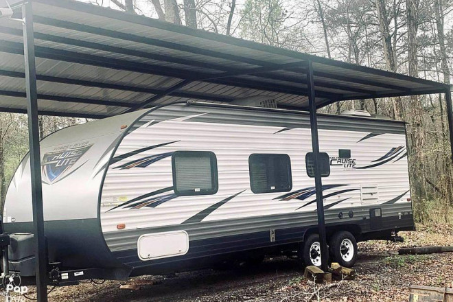 2018 Cruise Lite 241qbxl