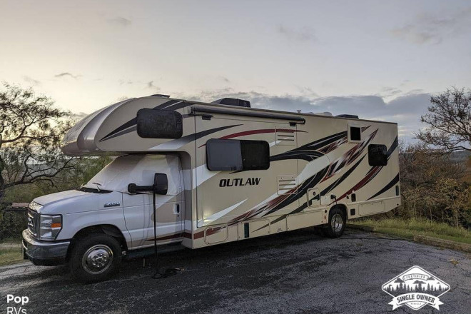 2020 Outlaw 29J